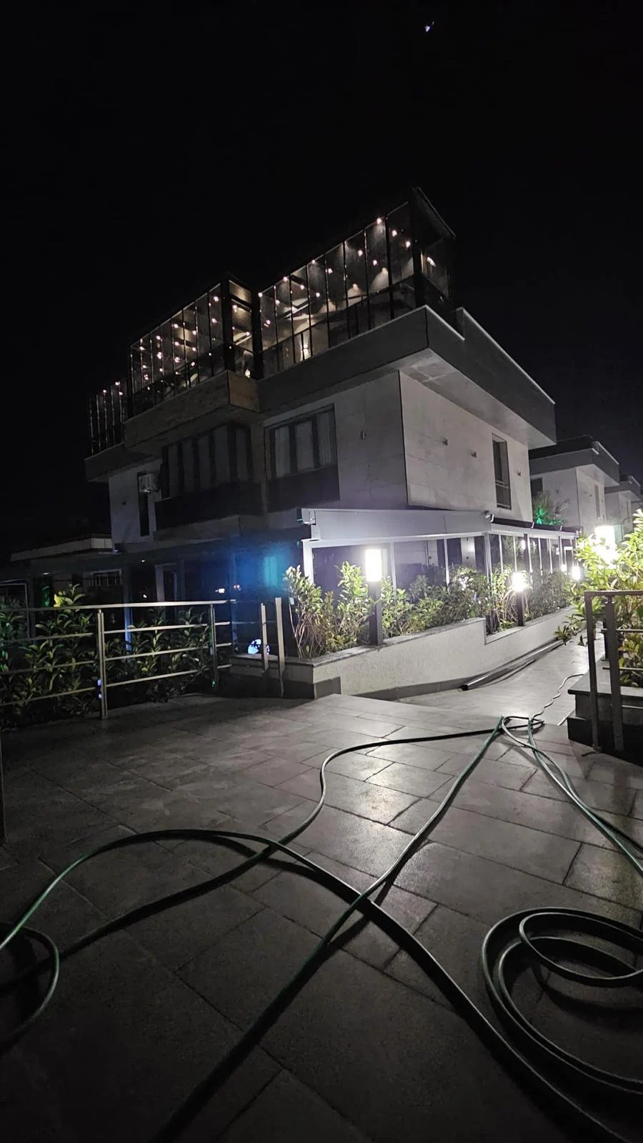 Villa Projesi · Cephe ve Teras Uygulaması – İstanbul